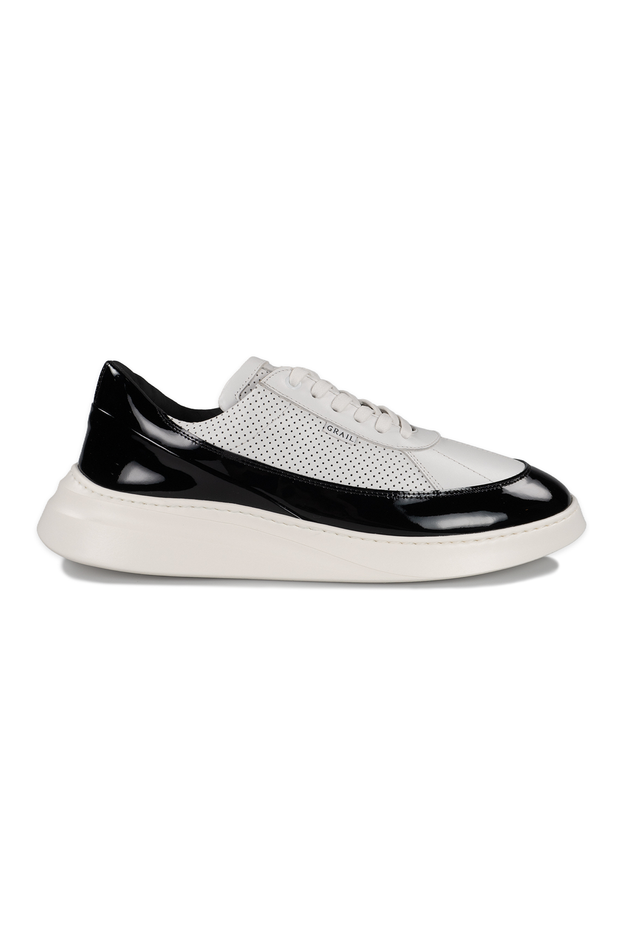 Showman Mens Sneaker In Midnight Black