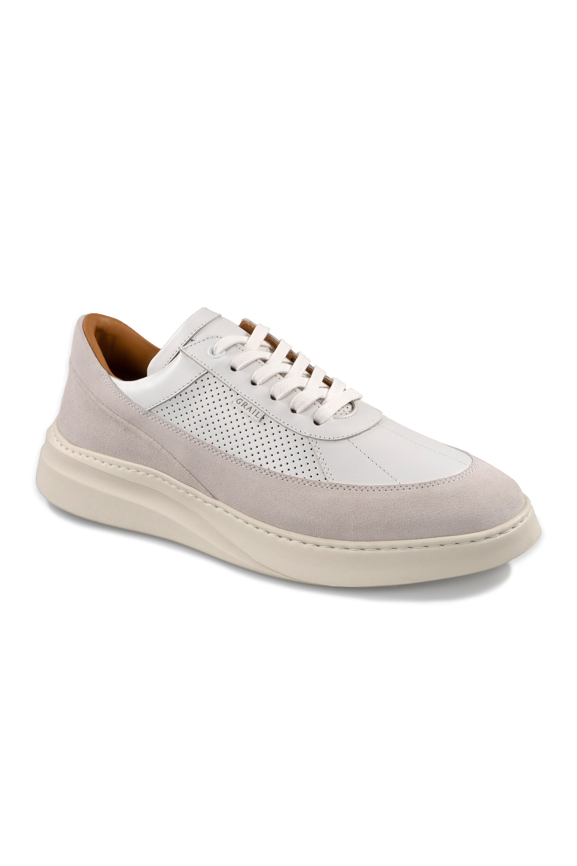 Showman Mens Sneaker In White Stone