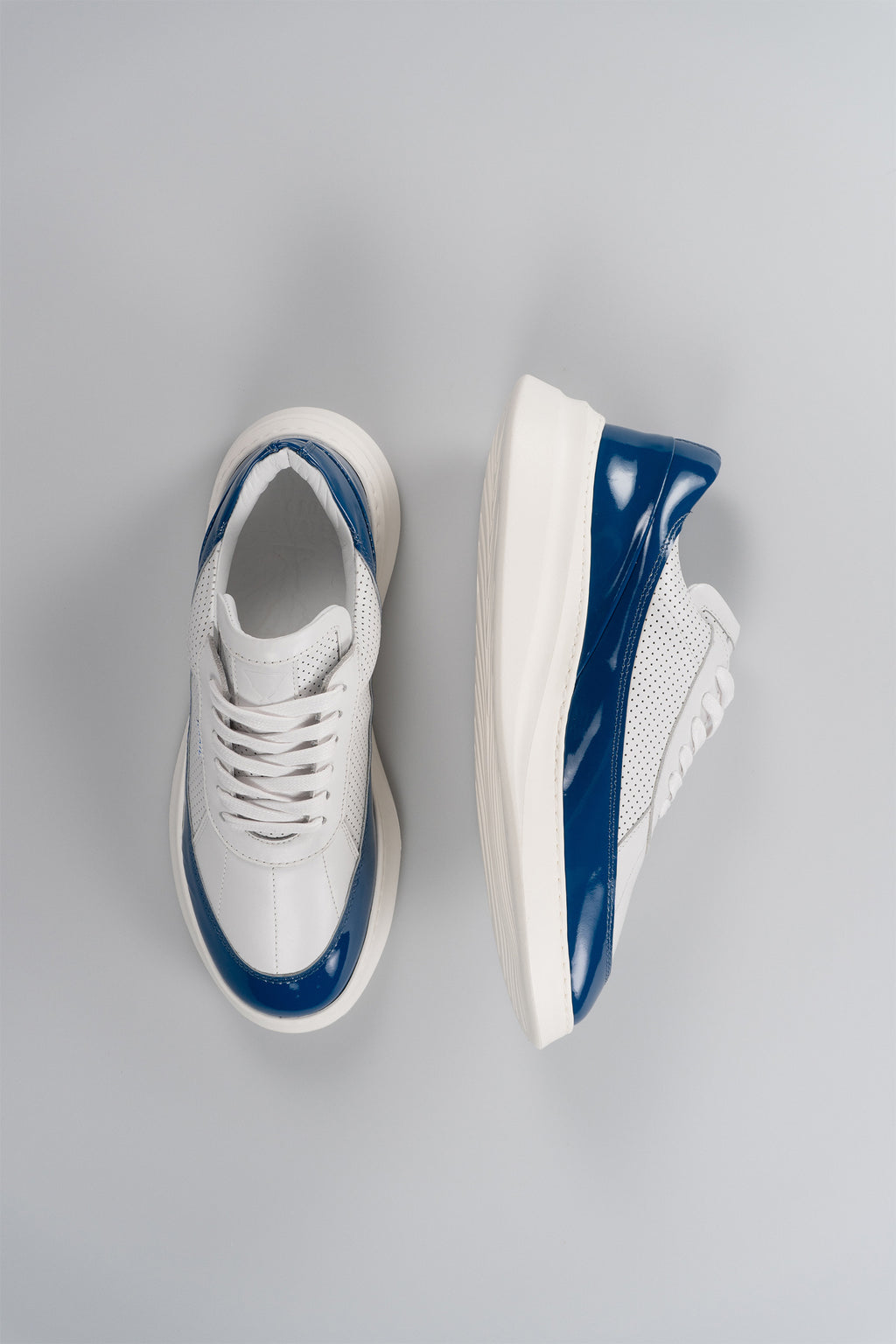 Showman Mens Sneaker In Sea Blue