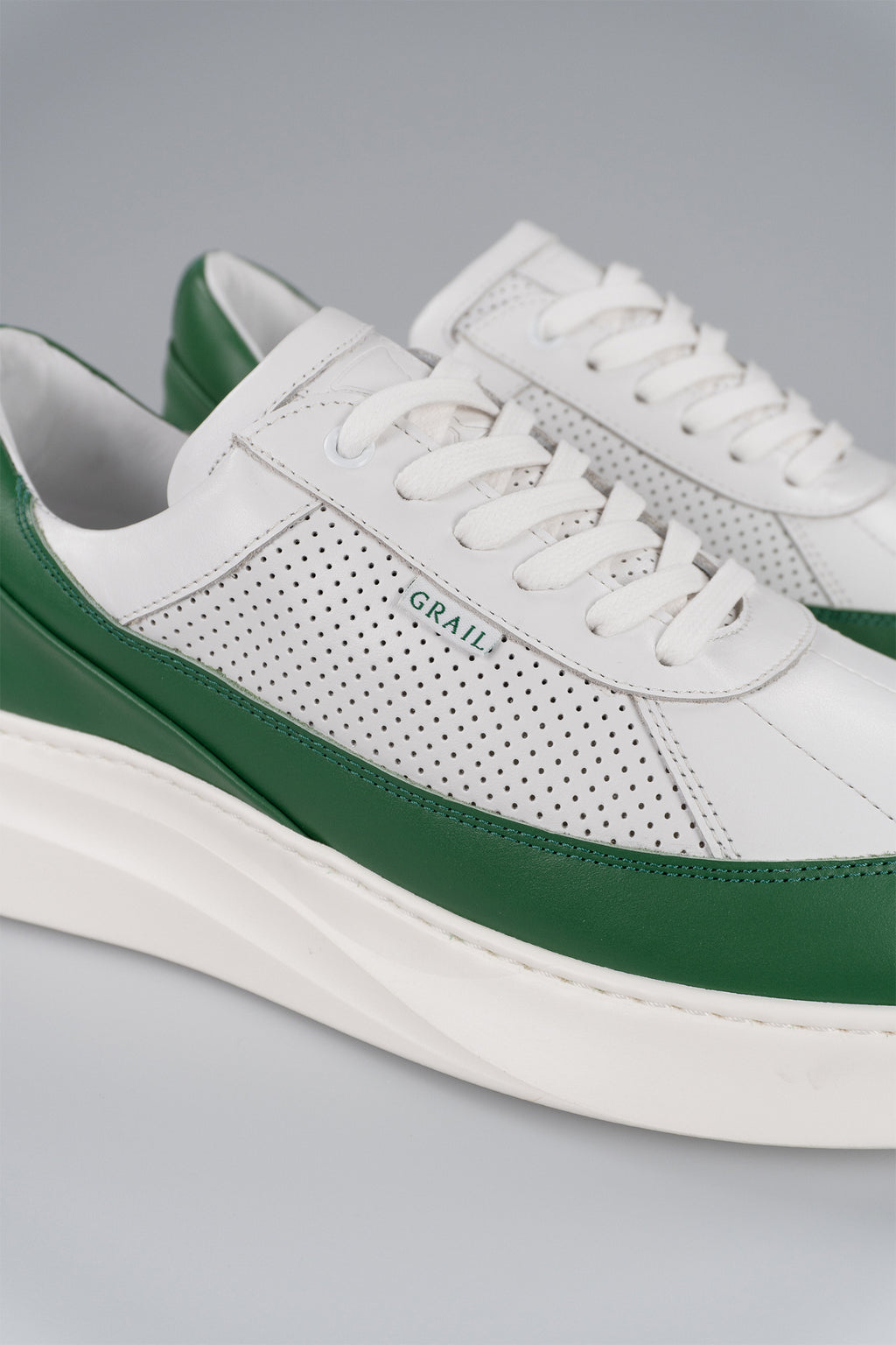 Showman Mens Sneaker In Mountain Green