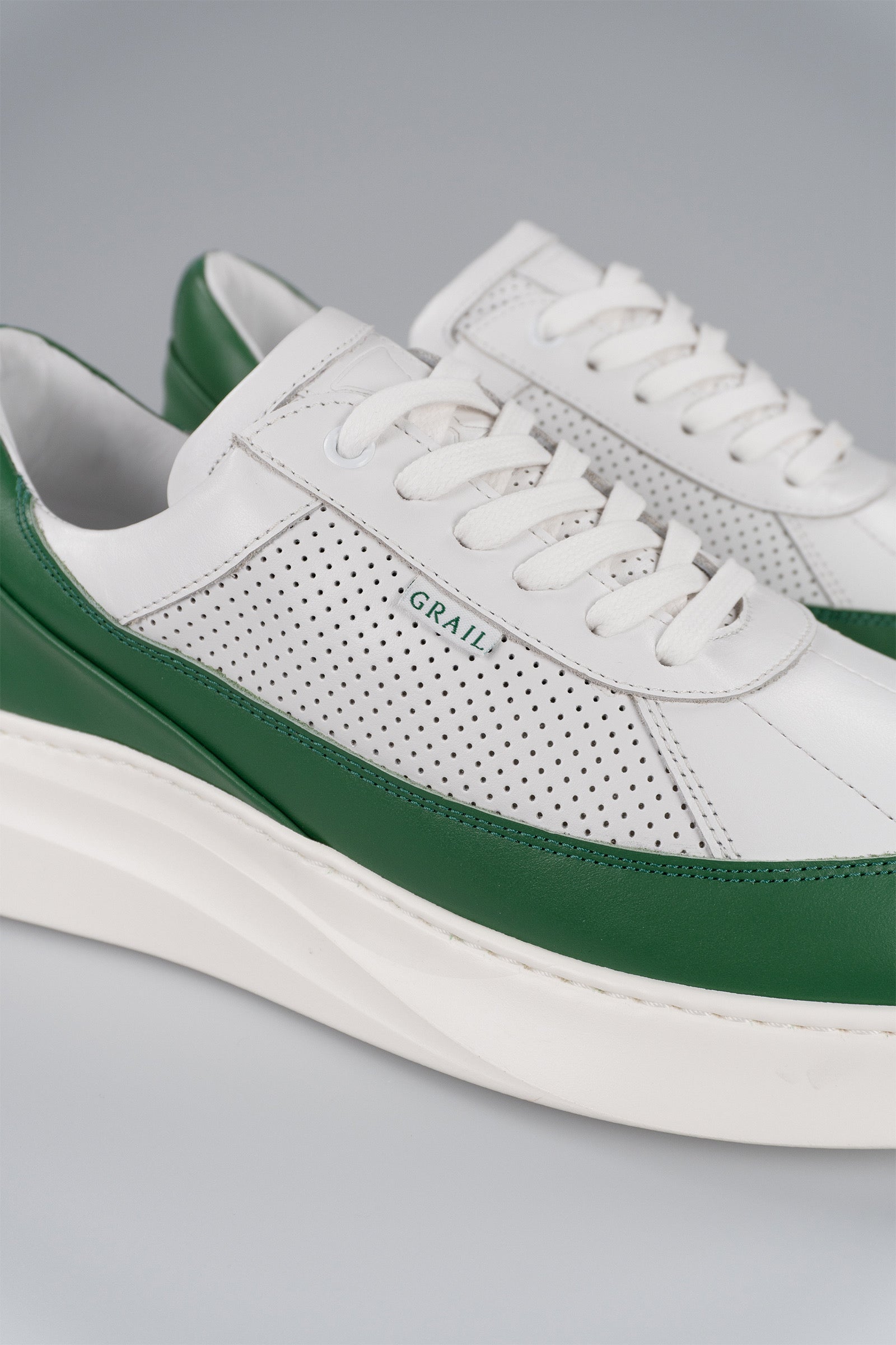 Showman Mens Sneaker In Mountain Green