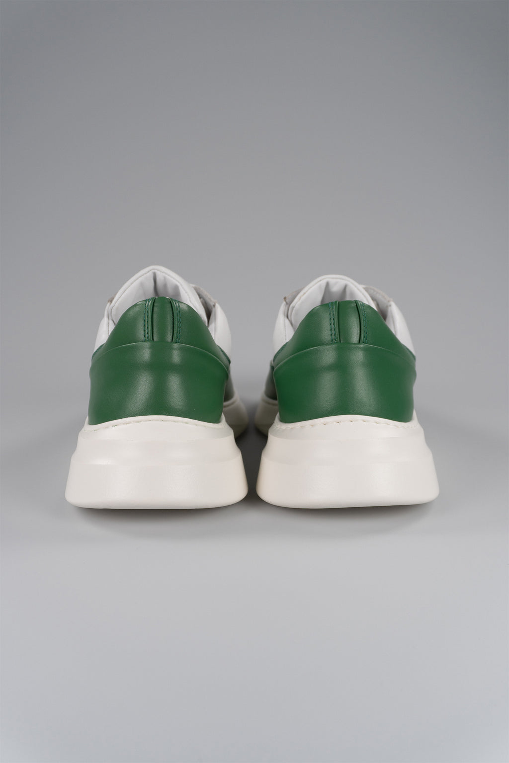 Showman Mens Sneaker In Mountain Green